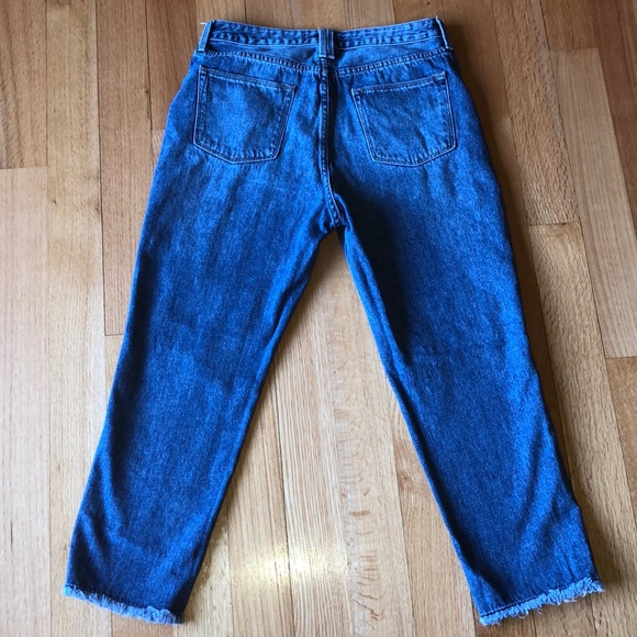 💙High Rise Knee-Rip Jeans - Picture 3 of 4